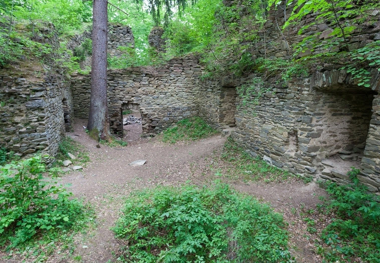 Zřícenina Hradu Štědrý Hrádek, Czech Republic (Czechia)